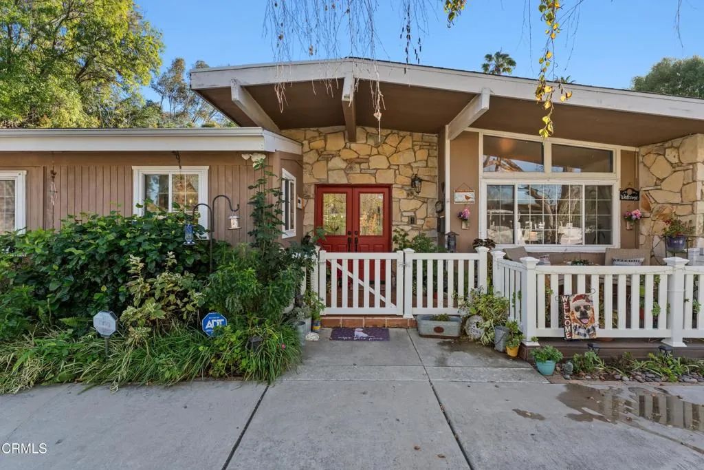 23508 Canzonet Street, Woodland Hills, CA 91367