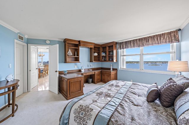 5200 N Ocean Drive 1904, Singer Island, FL 33404