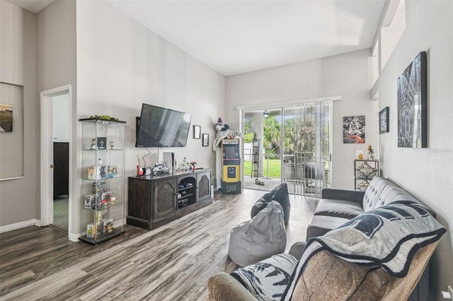 10022 CANNON DRIVE, Riverview, FL 33578