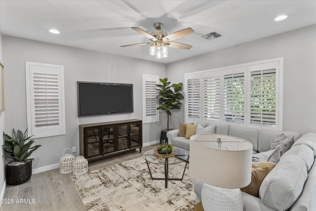 1063 N 70TH Way, Scottsdale, AZ 85257