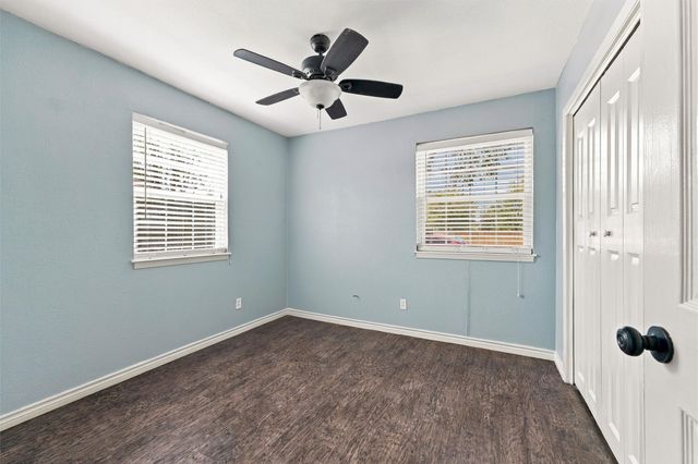 208 N Hickory Street, Venus, TX 76084