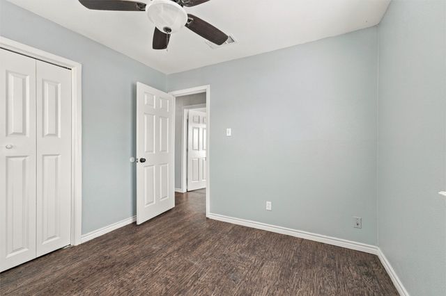 208 N Hickory Street, Venus, TX 76084