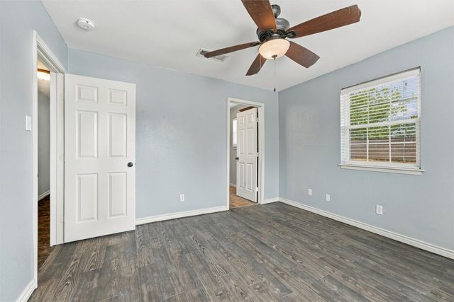 208 N Hickory Street, Venus, TX 76084
