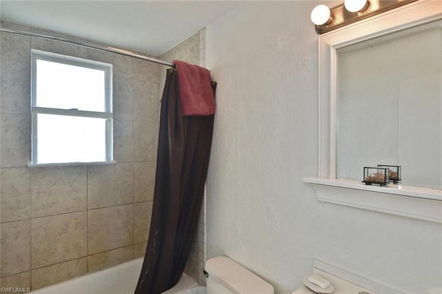 3204 41st ST SW, Lehigh Acres, FL 33976