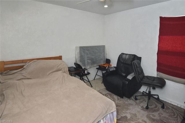 3204 41st ST SW, Lehigh Acres, FL 33976