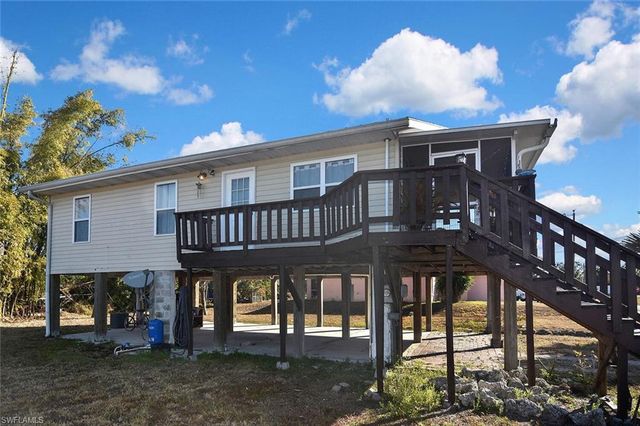 3204 41st ST SW, Lehigh Acres, FL 33976