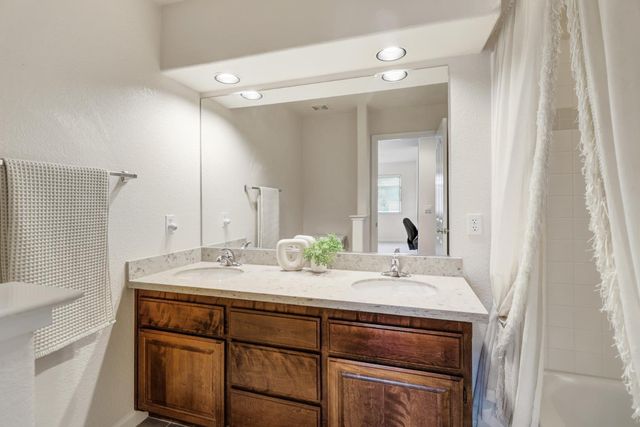 11936 Old Eureka Way, Gold River, CA 95670