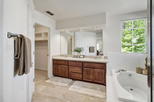 11936 Old Eureka Way, Gold River, CA 95670
