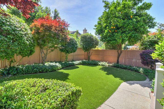 11936 Old Eureka Way, Gold River, CA 95670