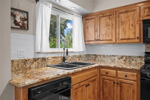 26750 Oakmont Dr, Menifee, CA 92586