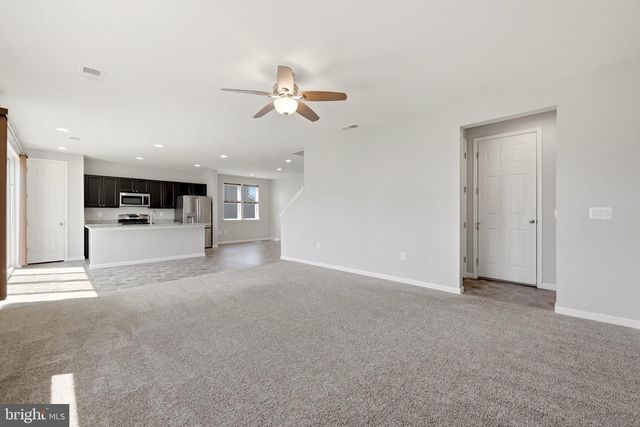 437 TOWN RUN LN, Stephens City, VA 22655