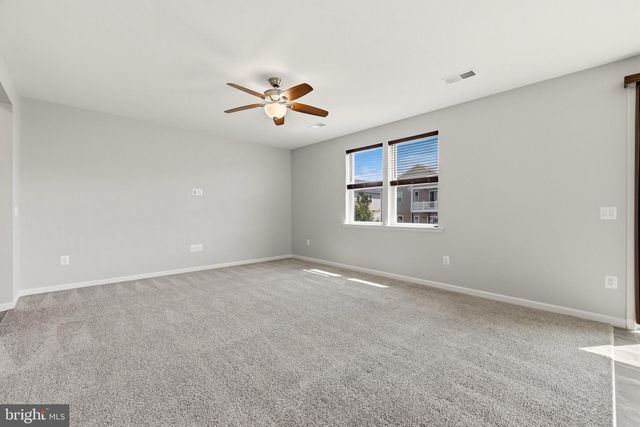 437 TOWN RUN LN, Stephens City, VA 22655