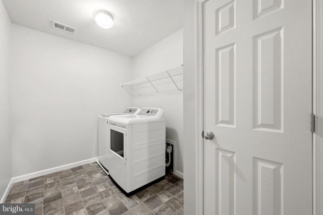 437 TOWN RUN LN, Stephens City, VA 22655