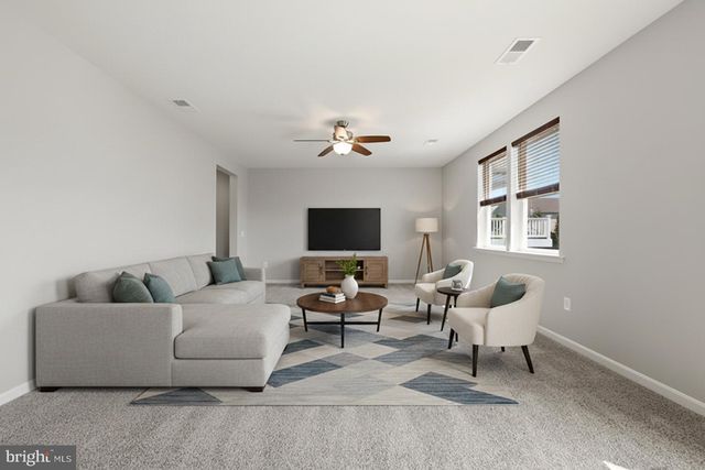 437 TOWN RUN LN, Stephens City, VA 22655