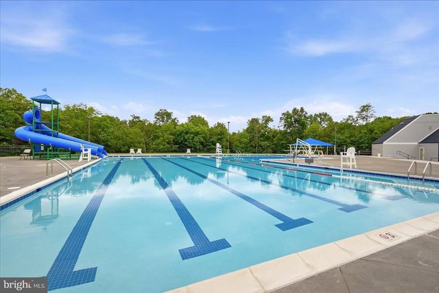 437 TOWN RUN LN, Stephens City, VA 22655