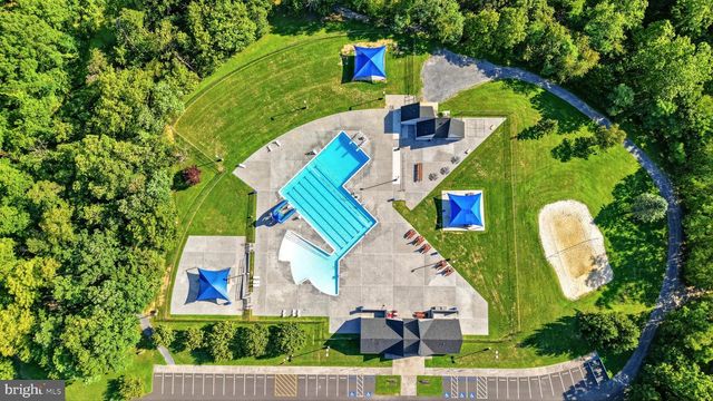 437 TOWN RUN LN, Stephens City, VA 22655