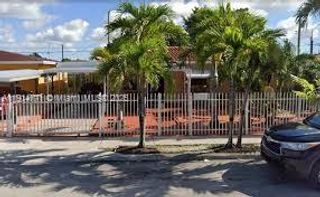 2541 W 10th Ave, Hialeah, FL 33010