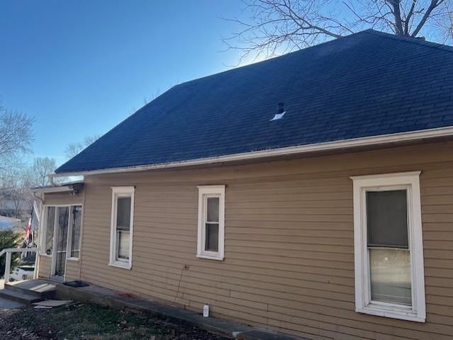 2502 S 15th Street, St Joseph, MO 64503