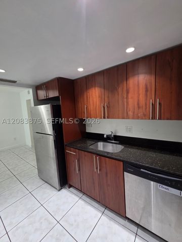 1885 NE 121st St 8, North Miami, FL 33181