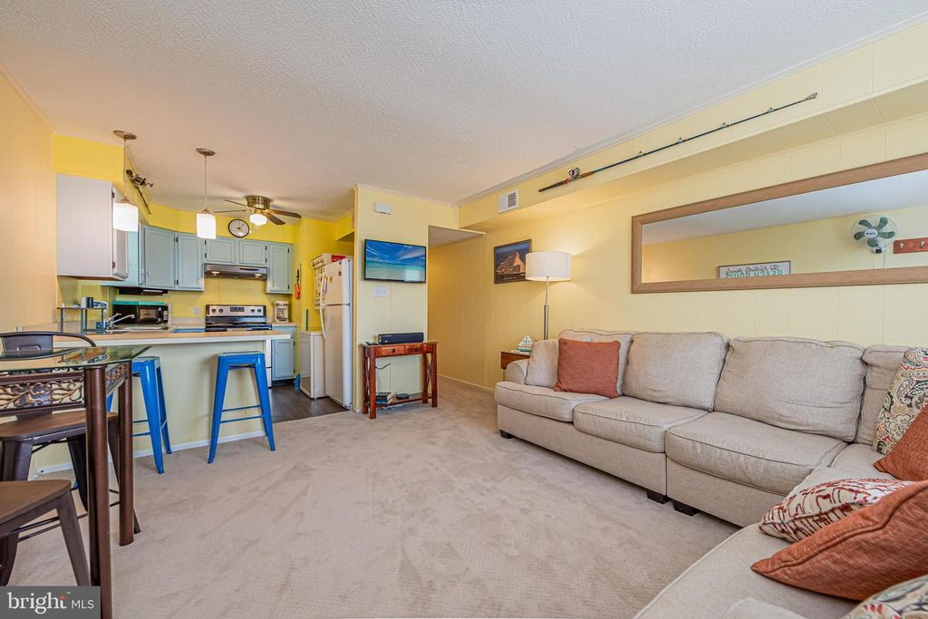 4000 COASTAL HWY #212, Ocean City, MD 21842