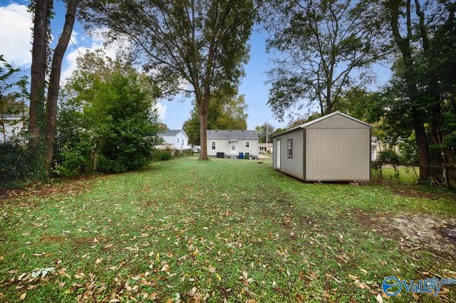 3811 8th Avenue SW, Huntsville, AL 35805