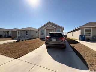 14206 Llama Pl, San Antonio, TX 78252