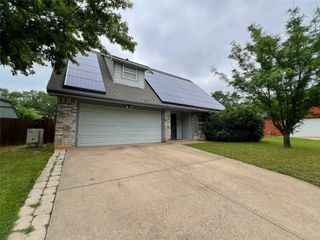 4709 Lennon Avenue, Arlington, TX 76016