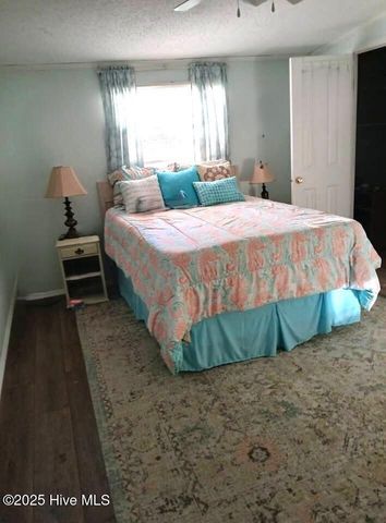 1463 Mockingbird Place SW, Shallotte, NC 28470