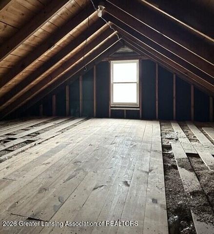 1527 Robertson Avenue, Lansing, MI 48915