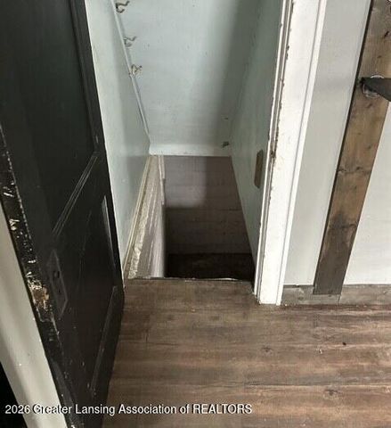 1527 Robertson Avenue, Lansing, MI 48915