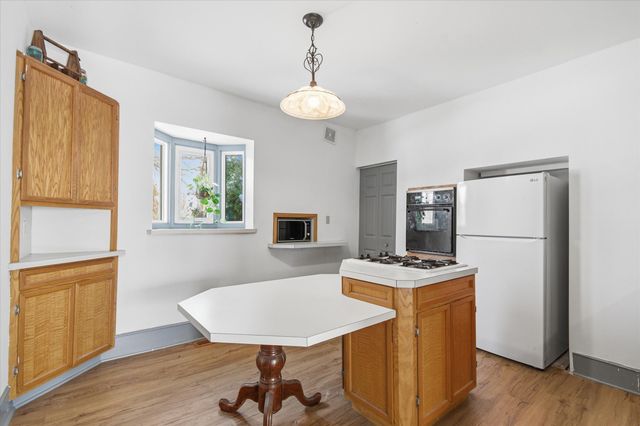 439 N Reese Street, South Lyon City, MI 48178