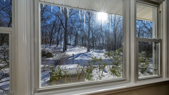 51 Spear St, Oakland Boro, NJ 07436