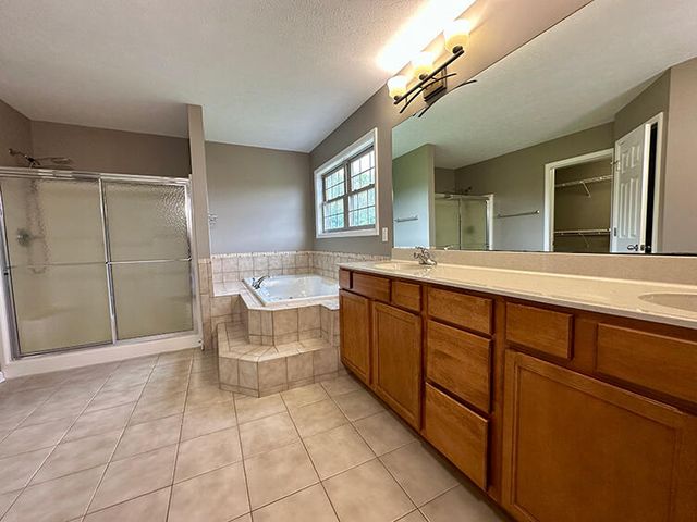 23589 US Highway 12, Ontwa Twp, MI 49112