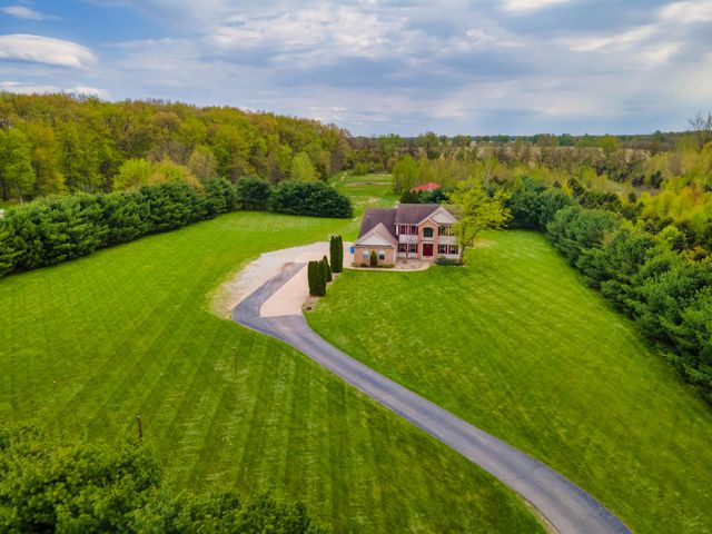 23589 US Highway 12, Ontwa Twp, MI 49112