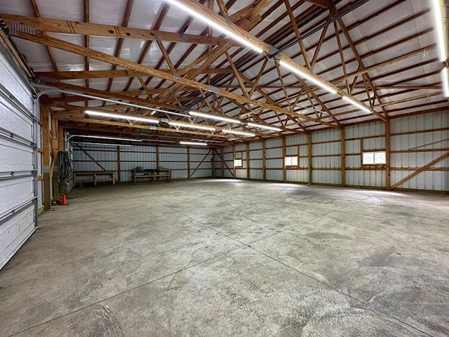 23589 US Highway 12, Ontwa Twp, MI 49112