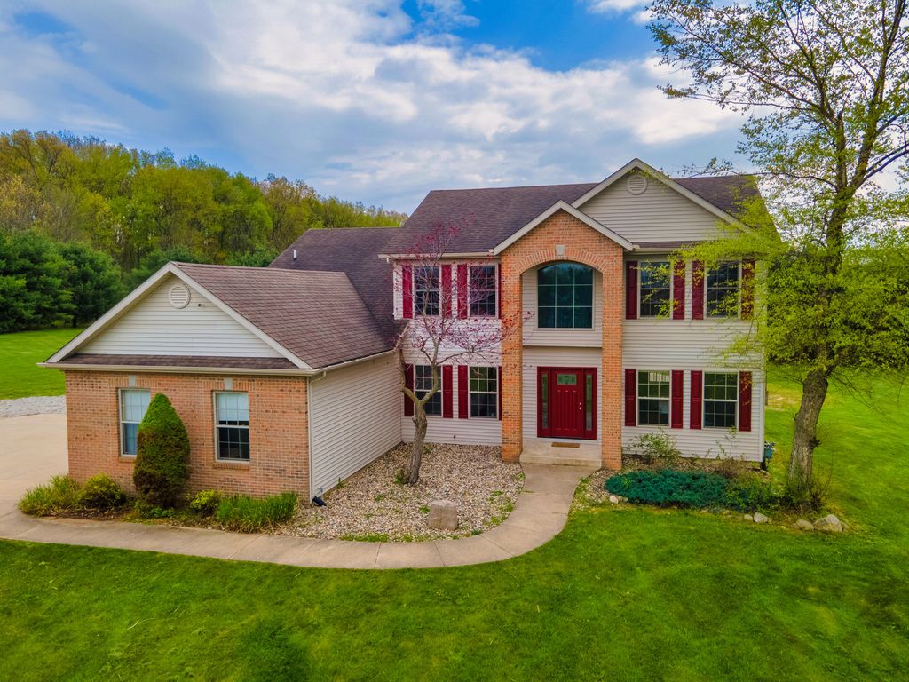 23589 US Highway 12, Ontwa Twp, MI 49112