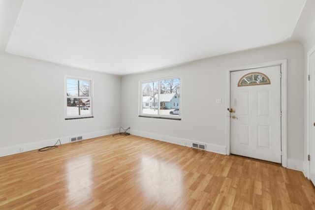 511 Mae-Thy, City Of Wyoming, MI 49548