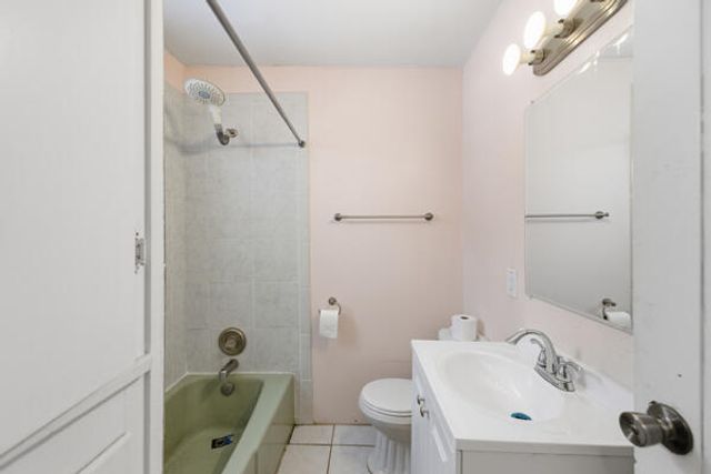 511 Mae-Thy, City Of Wyoming, MI 49548