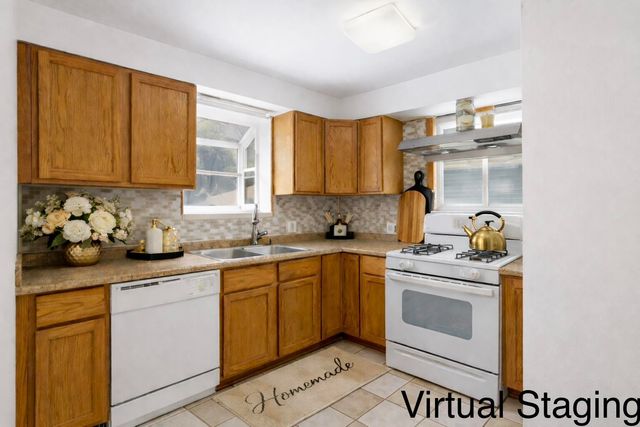 511 Mae-Thy, City Of Wyoming, MI 49548