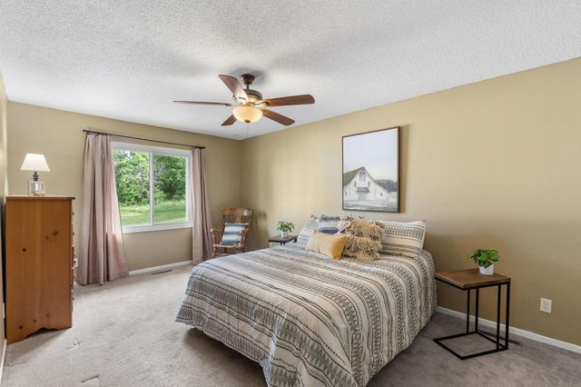 3859 Dolomite Drive, Eagan, MN 55122