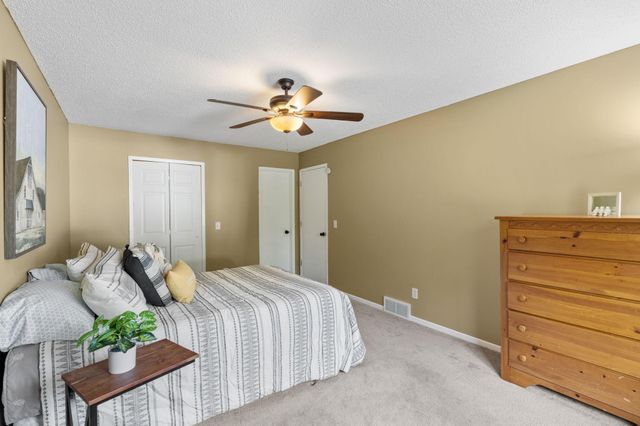 3859 Dolomite Drive, Eagan, MN 55122