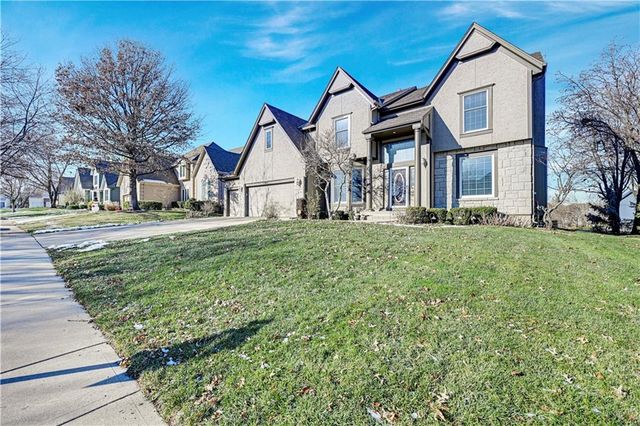 19618 W 99th Street, Lenexa, KS 66220