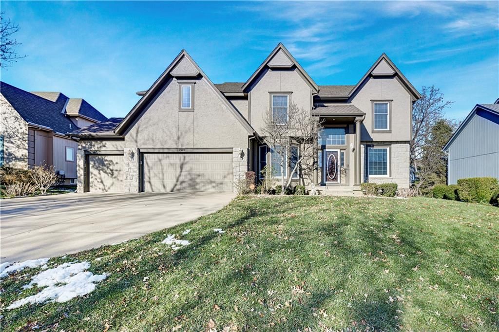 19618 W 99th Street, Lenexa, KS 66220