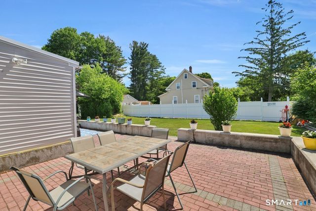 7 Alanby Drive, Meriden, CT 06451