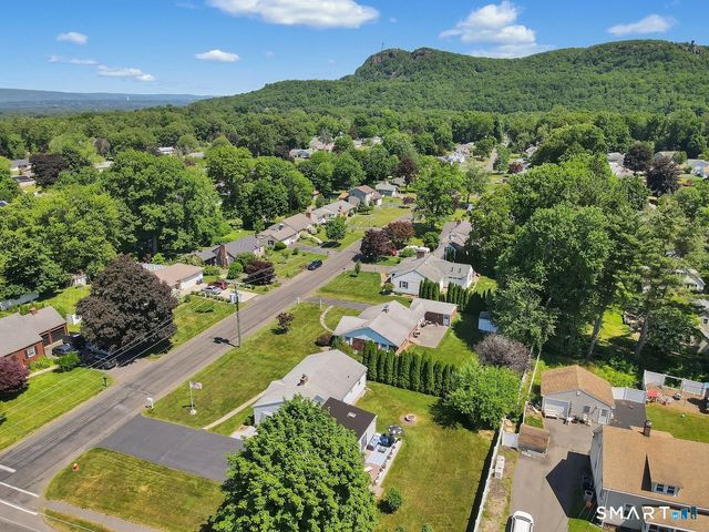 7 Alanby Drive, Meriden, CT 06451