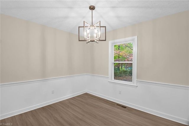 101 Shady Oak Court, Clemmons, NC 27012