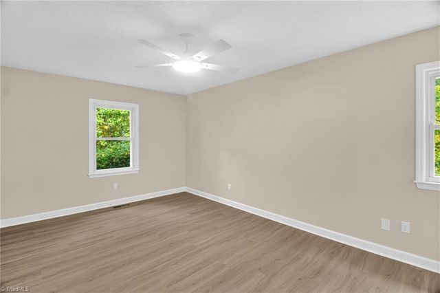 101 Shady Oak Court, Clemmons, NC 27012