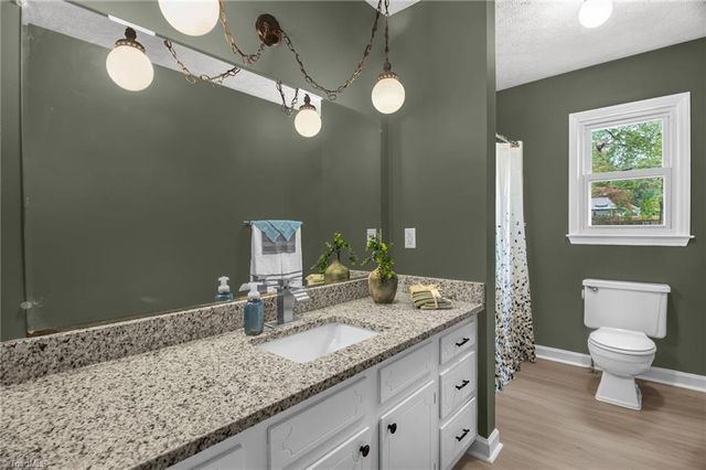 101 Shady Oak Court, Clemmons, NC 27012