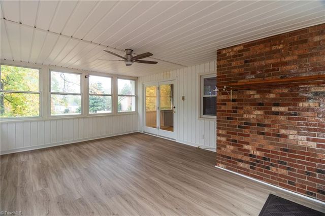 101 Shady Oak Court, Clemmons, NC 27012