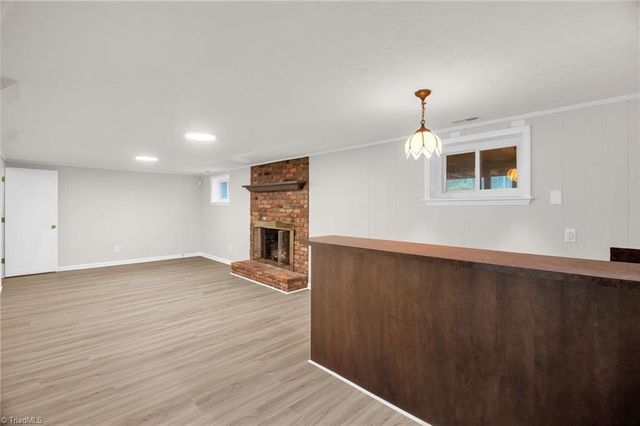 101 Shady Oak Court, Clemmons, NC 27012